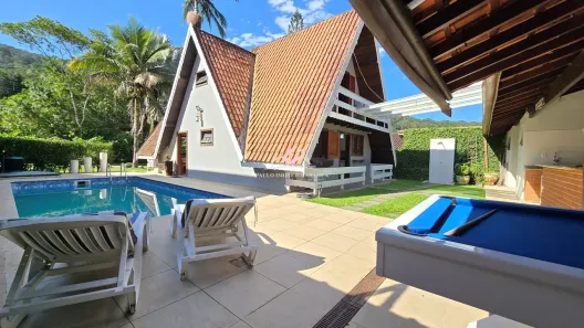 Casa de Condomínio com 3 Quartos para alugar, 225m² no Park Imperial, Caraguatatuba