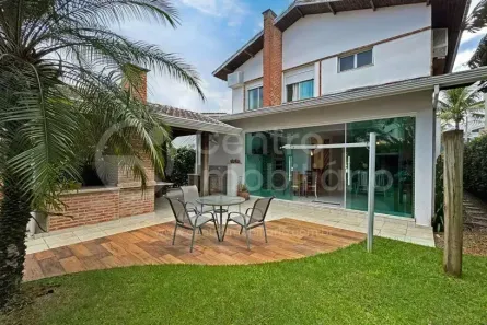 Casa de Condomínio com 4 Quartos à venda, 200m² no , Peruíbe
