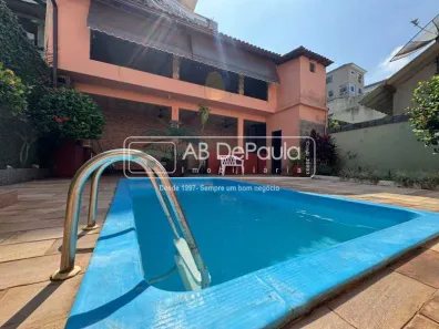 Casa de Condomínio com 4 Quartos à venda, 230m² no Taquara, Rio de Janeiro