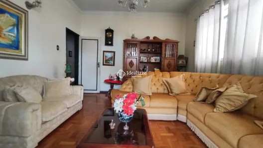 Casa com 5 Quartos à venda, 252m² no São João, Volta Redonda