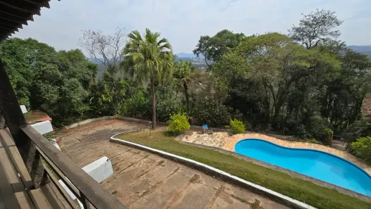 Casa de Condomínio com 2 Quartos para alugar, 190m² no Bom Jardim, Araçariguama