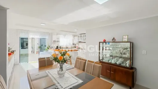 Casa com 4 Quartos à venda, 234m² no Jardim Itu, Porto Alegre