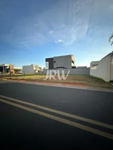 Lote/Terreno à venda, 360m² no Jardim Residencial Dona Lucilla, Indaiatuba