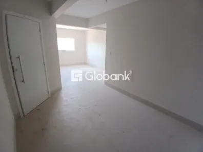 Apartamento com 3 Quartos à venda, 140m² no Cândida Câmara, Montes Claros