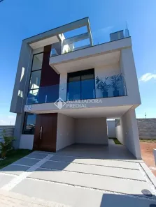 Sobrado com 3 Quartos à venda, 173m² no Costeira, São José dos Pinhais