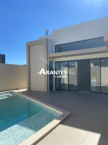 Casa de Condomínio com 4 Quartos à venda, 283m² no Laranjeiras, Uberlândia