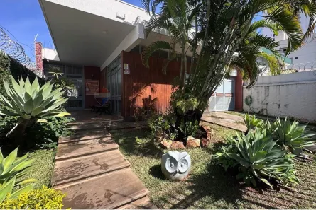 Casa com 5 Quartos à venda, 313m² no Centro, Uberlândia