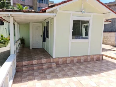 Casa com 3 Quartos à venda, 177m² no Jardim Guanabara, Rio de Janeiro