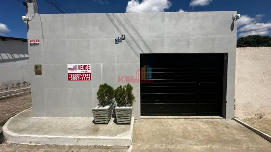 Casa com 4 Quartos à venda, 140m² no Aeroporto, Mossoró