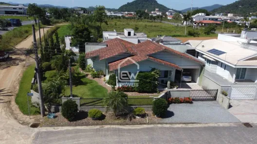Casa com 3 Quartos à venda, 180m² no Centro, Massaranduba
