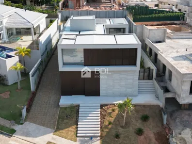 Sobrado com 4 Quartos à venda, 559m² no Residencial Jatibela, Campinas