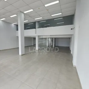 Sala Comercial para alugar, 480m² no Oficinas, Tubarão