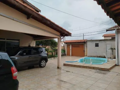 Casa com 5 Quartos à venda, 298m² no Conjunto Habitacional Terra dos Ipês II (Fase II), Pindamonhangaba