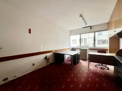 Sala Comercial para alugar, 27m² no Centro Histórico, Porto Alegre