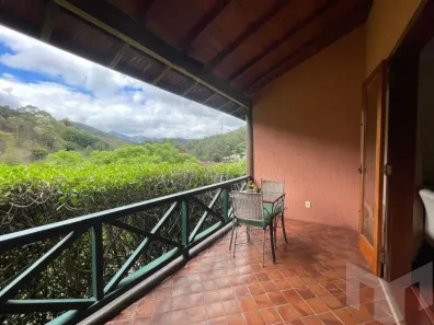 Apartamento com 1 Quarto à venda, 52m² no Itaipava, Petrópolis