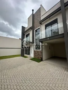 Sobrado com 3 Quartos à venda, 111m² no Boqueirão, Curitiba