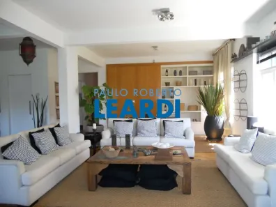 Apartamento com 2 Quartos à venda, 186m² no Jardim Paulista, São Paulo