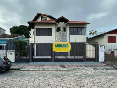 Casa com 3 Quartos à venda, 265m² no Capoeiras, Florianópolis
