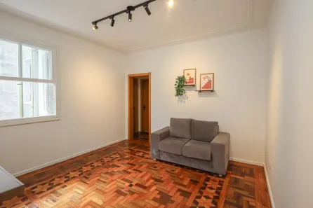 Apartamento com 2 Quartos à venda, 70m² no Centro Histórico, Porto Alegre