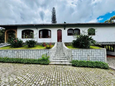 Casa de Condomínio com 4 Quartos à venda, 511m² no Carlos Guinle, Teresópolis