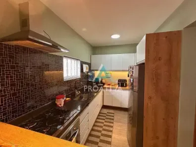 Sobrado com 5 Quartos para venda ou aluguel, 321m² no Vila Alzira, Santo André