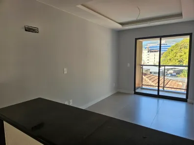 Apartamento com 1 Quarto à venda, 48m² no Várzea, Teresópolis