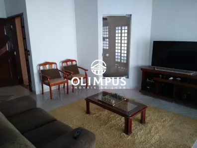Casa com 4 Quartos à venda, 285m² no Vigilato Pereira, Uberlândia