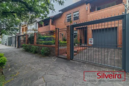 Casa com 5 Quartos à venda, 337m² no Rio Branco, Porto Alegre