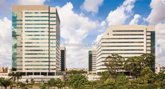 Sala Comercial para alugar, 834m² no Jurubatuba, São Paulo