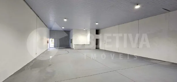 Galpão/Depósito/Armazém para alugar, 200m² no Jardim Brasília, Uberlândia