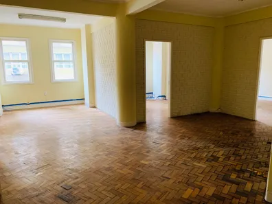 Sala Comercial para alugar, 123m² no Centro Histórico, Porto Alegre