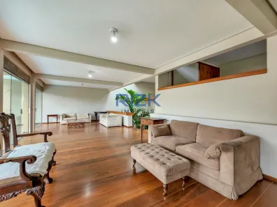 Casa com 5 Quartos para venda ou aluguel, 900m² no Paineiras do Morumbi, São Paulo