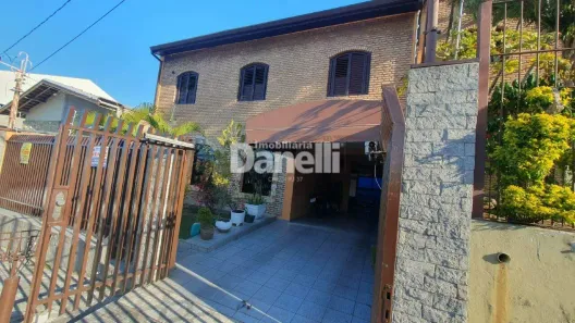 Sobrado com 3 Quartos à venda, 270m² no Parque São Jorge, Taubaté