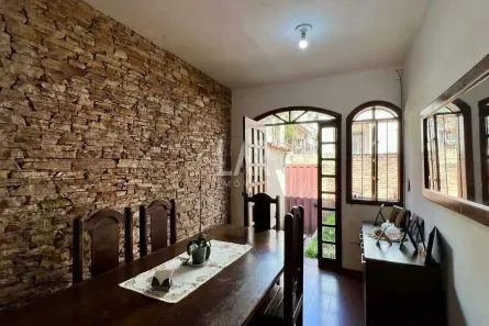 Casa com 3 Quartos à venda, 160m² no Colégio Batista, Belo Horizonte