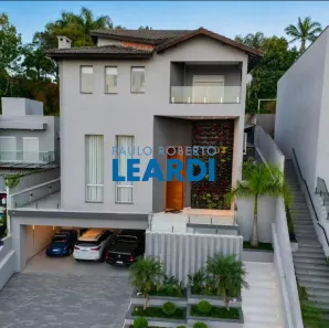 Casa de Condomínio com 4 Quartos à venda, 474m² no Jardim Imperial, Arujá