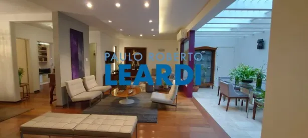 Casa com 3 Quartos à venda, 263m² no Morumbi, São Paulo