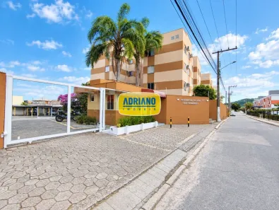 Apartamento com 3 Quartos para alugar, 65m² no Serraria, São José