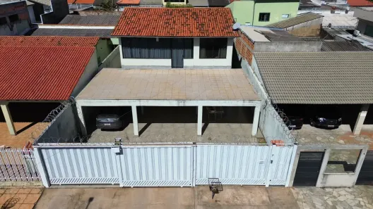 Casa com 4 Quartos à venda, 300m² no Residencial Santos Dumont, Brasília