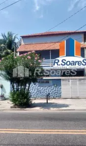 Casa com 3 Quartos à venda, 233m² no Vila Valqueire, Rio de Janeiro