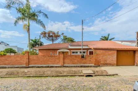 Casa com 3 Quartos à venda, 139m² no Guarujá, Porto Alegre