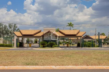 Sobrado com 3 Quartos à venda, 150m² no Tiradentes, Campo Grande