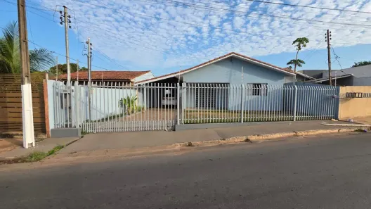 Casa com 3 Quartos à venda, 183m² no Jardim dos Estados, Várzea Grande