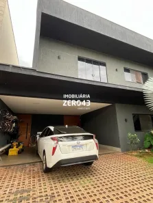 Casa de Condomínio com 3 Quartos à venda, 244m² no Jardim Montecatini, Londrina