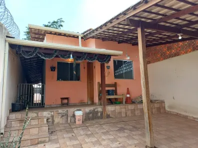 Casa com 4 Quartos à venda, 70m² no Floresta Encantada, Esmeraldas