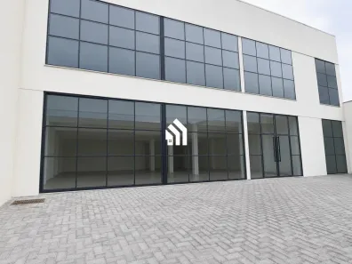 Sala Comercial para alugar, 400m² no Vila Operária, Itajaí