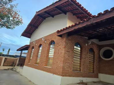 Casa com 4 Quartos à venda, 233m² no Parque São Quirino, Campinas