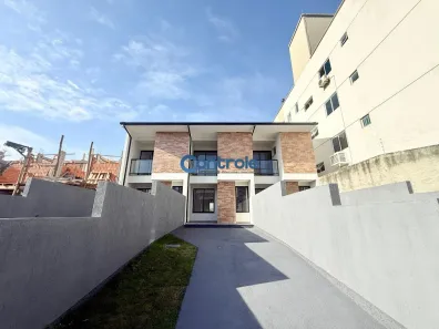 Sobrado com 2 Quartos à venda, 73m² no Areias, São José