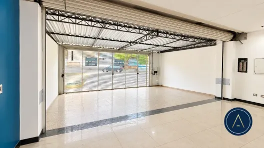 Galpão/Depósito/Armazém para alugar, 300m² no Jurubatuba, São Paulo