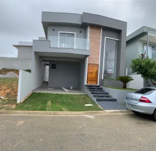Casa com 3 Quartos à venda, 150m² no Parque Aeroporto, Macaé