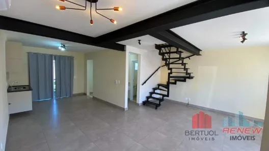Casa de Condomínio com 3 Quartos para alugar, 97m² no João XXIII, Vinhedo
